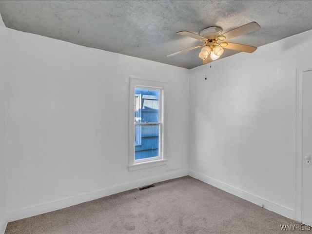 125 7th Avenue, North Tonawanda, NY 14120