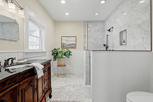 418 S Roosevelt St, Wichita, KS 67218