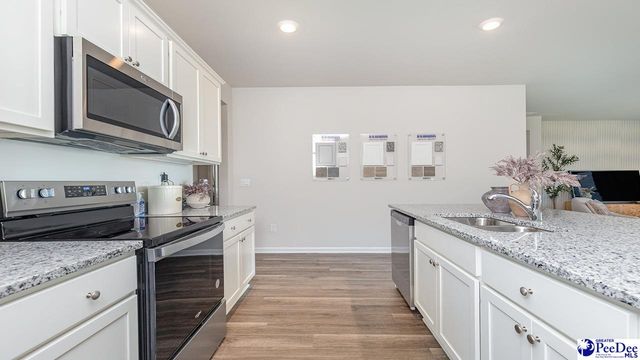 3004 Royal Bluff Lane, Florence, SC 29505