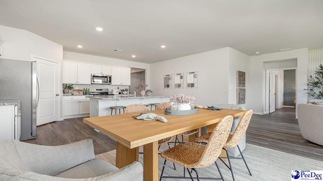 3004 Royal Bluff Lane, Florence, SC 29505