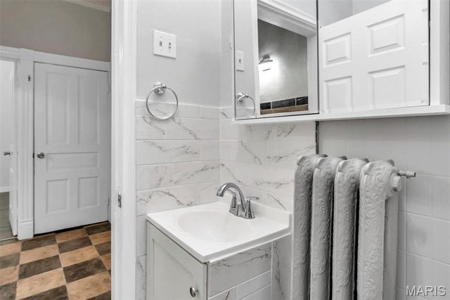 4316 Gertrude Avenue, St Louis, MO 63116