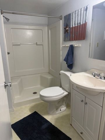 5423 Clear View Drive, Granbury, TX 76048