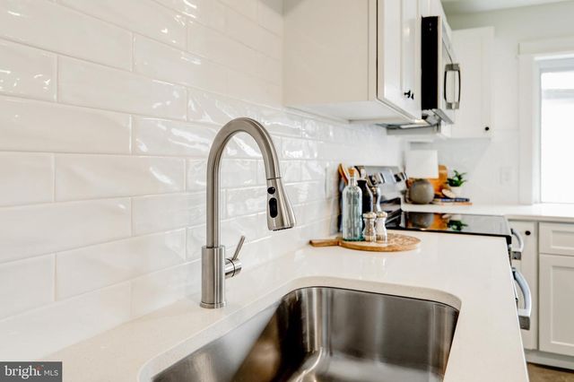 1023 COMMONWEALTH BLVD, Reading, PA 19607