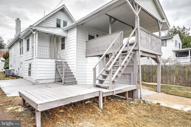 1023 COMMONWEALTH BLVD, Reading, PA 19607