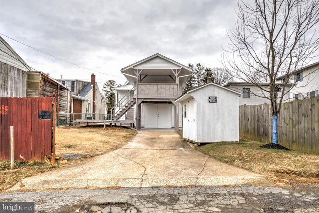 1023 COMMONWEALTH BLVD, Reading, PA 19607