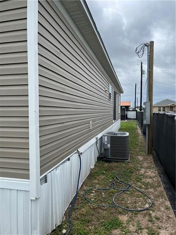 210 Risueno Avenue, Donna, TX 78537