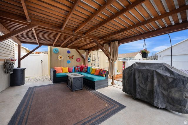 2004 E JUNIPER DR, Eagle Mountain, UT 84005