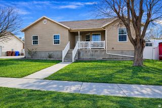 2004 E JUNIPER DR, Eagle Mountain, UT 84005