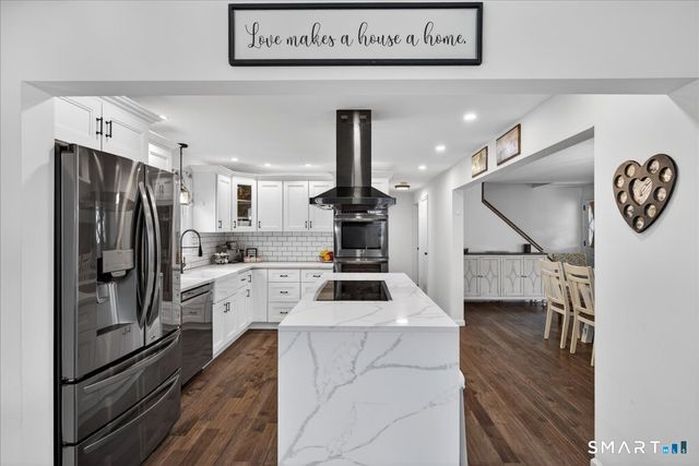 10 Scott Street, Norwalk, CT 06851