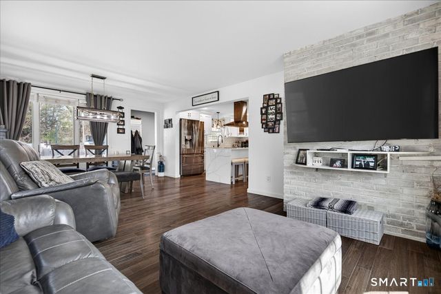 10 Scott Street, Norwalk, CT 06851