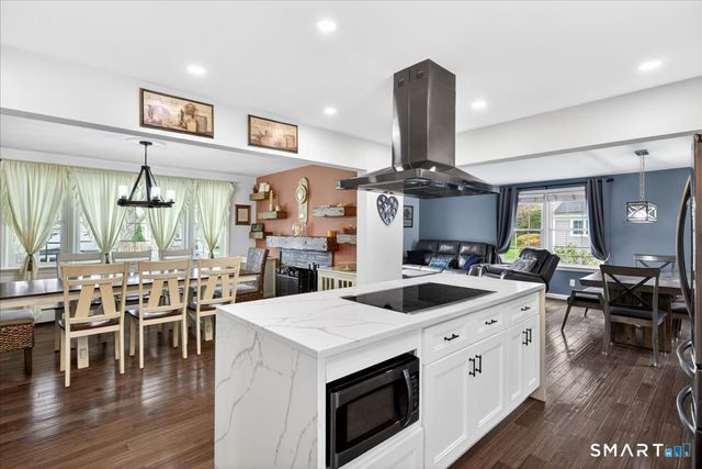 10 Scott Street, Norwalk, CT 06851