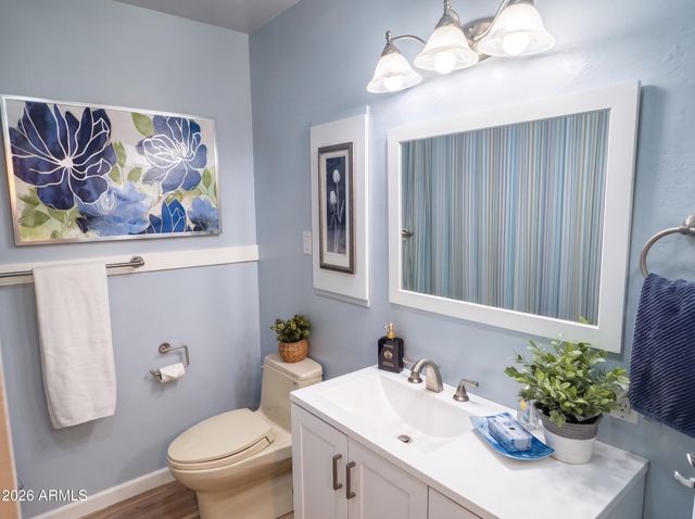 333 E TAYLOR Street, Tempe, AZ 85288