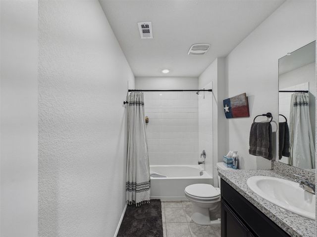 16705 Porterfield Lane, Justin, TX 76247