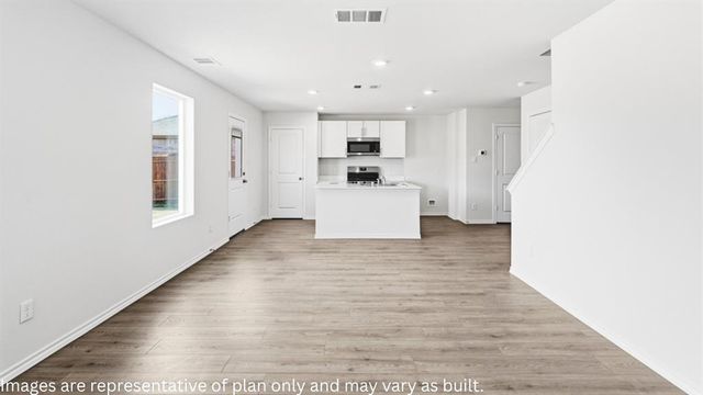 584 St. Charles Place, Newcastle, OK 73065
