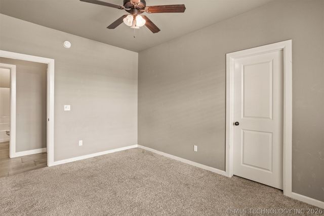8110 N 77 East Avenue, Owasso, OK 74055