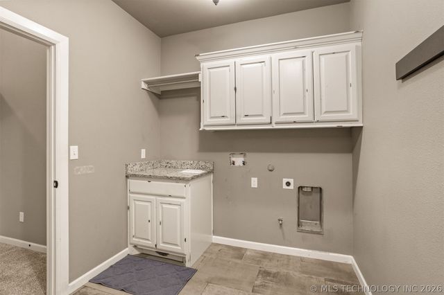 8110 N 77 East Avenue, Owasso, OK 74055