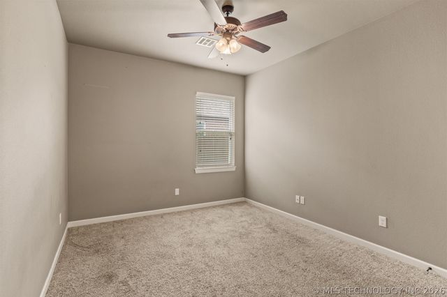 8110 N 77 East Avenue, Owasso, OK 74055