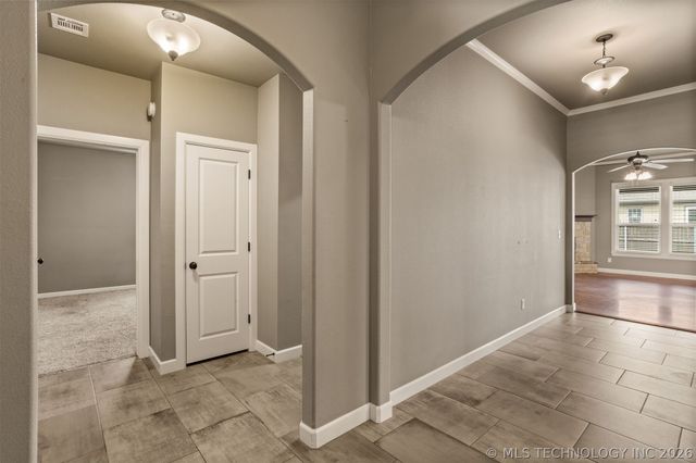 8110 N 77 East Avenue, Owasso, OK 74055
