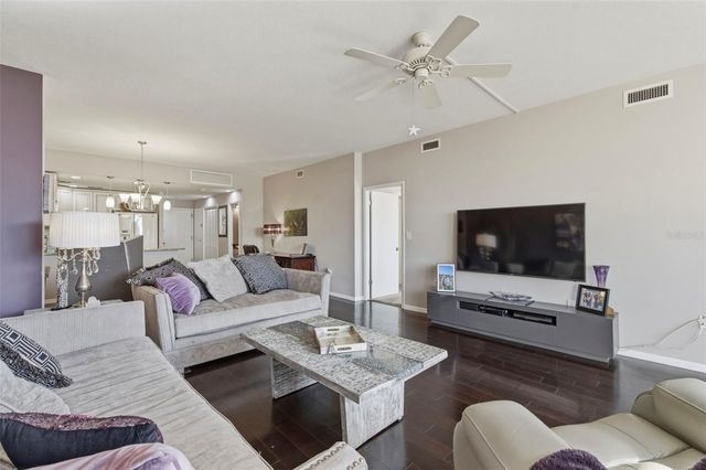 1 BEACH DRIVE SE 1109, St Petersburg, FL 33701
