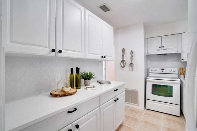 4400 67TH AVENUE N, Pinellas Park, FL 33781