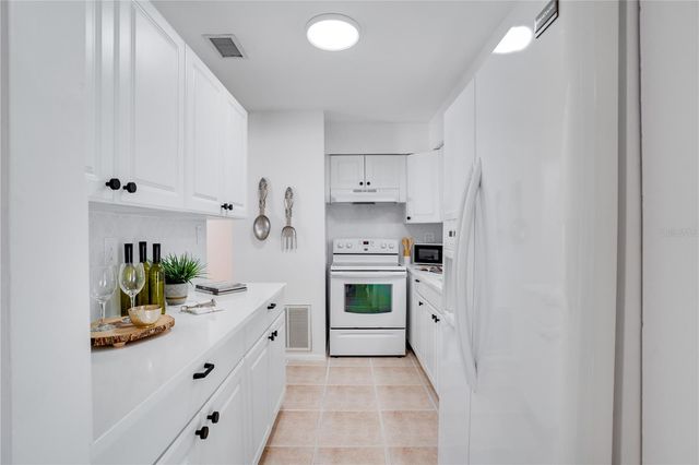 4400 67TH AVENUE N, Pinellas Park, FL 33781