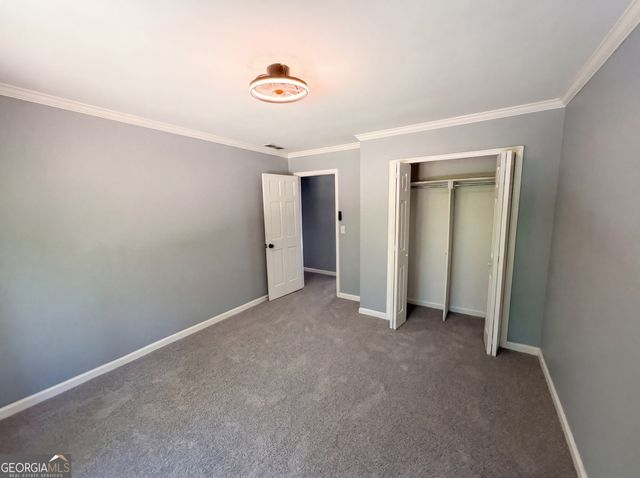 1876 Geyser Trace, Lawrenceville, GA 30044