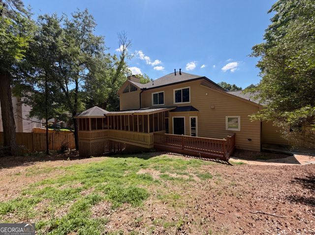 1876 Geyser Trace, Lawrenceville, GA 30044