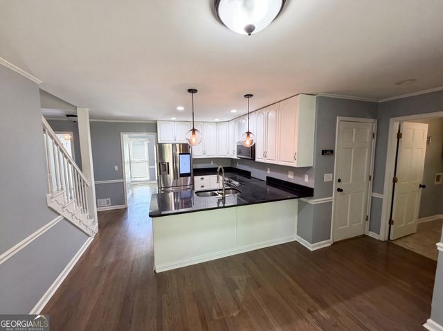 1876 Geyser Trace, Lawrenceville, GA 30044