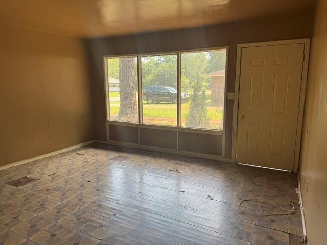 1556 Fleetwood Drive E, Mobile, AL 36605