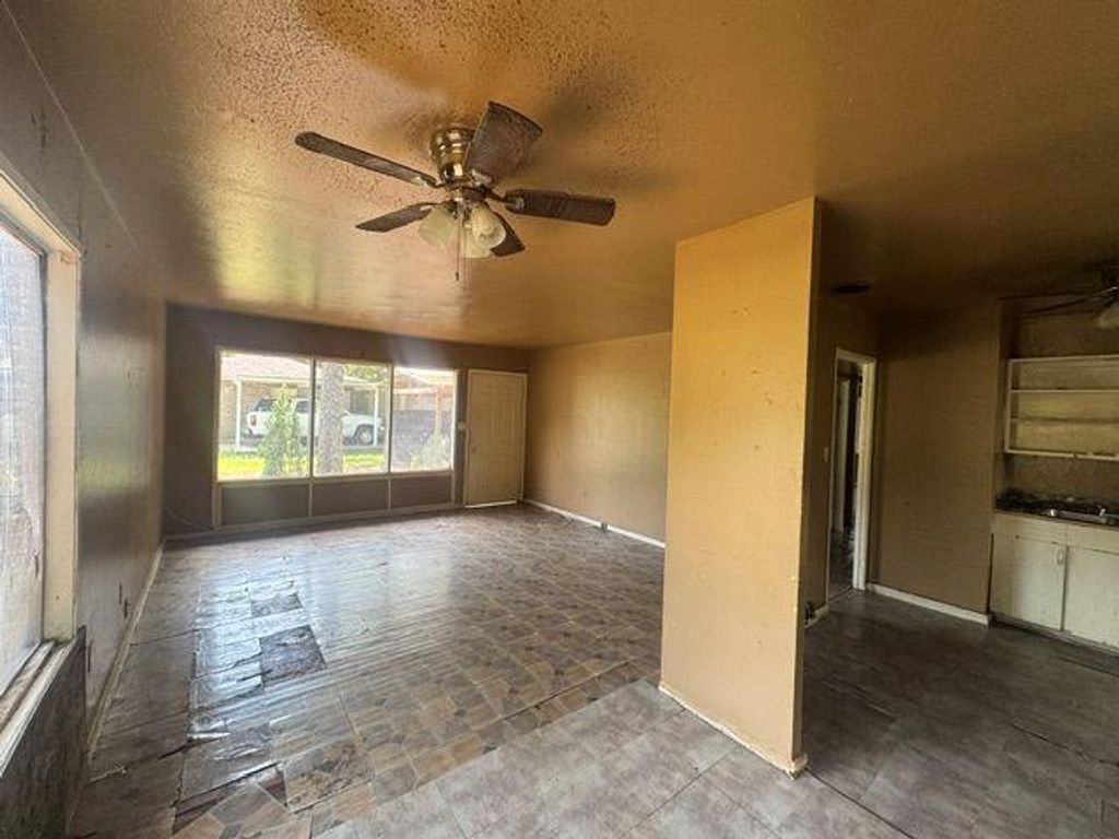 1556 Fleetwood Drive E, Mobile, AL 36605 — photo 5