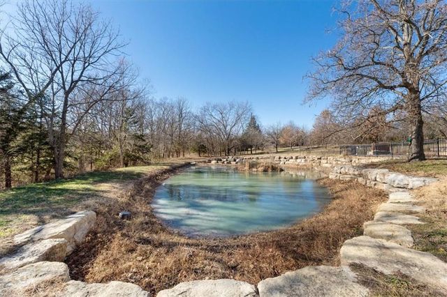 28098 Overbrook Road, Paola, KS 66071