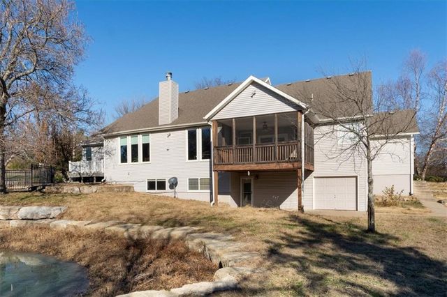 28098 Overbrook Road, Paola, KS 66071