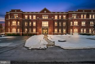 3611 38TH ST NW #243, Washington, DC 20016