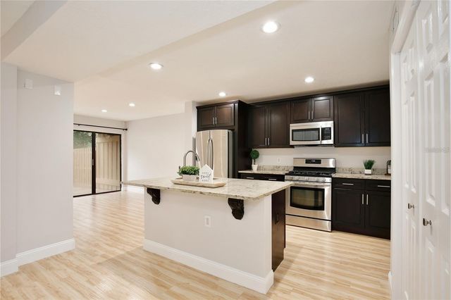 112 HERON BAY CIRCLE, Lake Mary, FL 32746