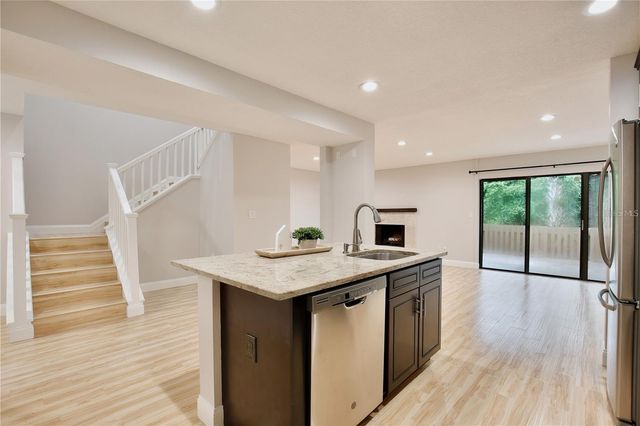 112 HERON BAY CIRCLE, Lake Mary, FL 32746