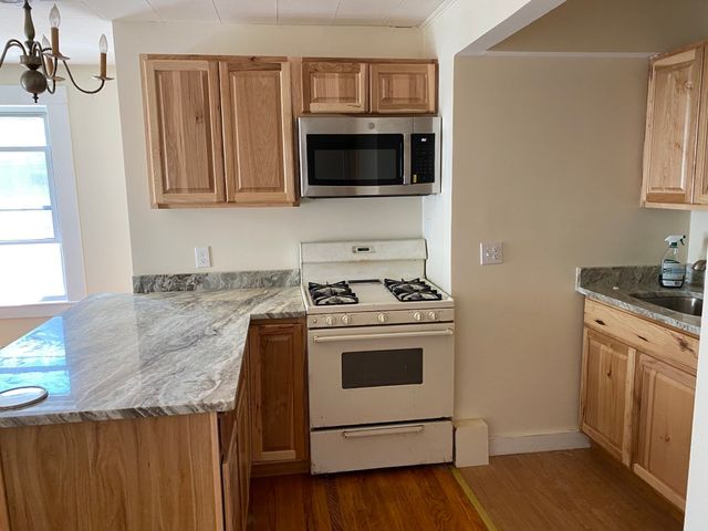 149 Main St 3, Maynard, MA 01754