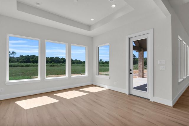 301 Seguin Drive, New Waverly, TX 77358