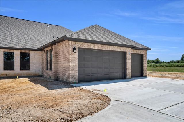 301 Seguin Drive, New Waverly, TX 77358