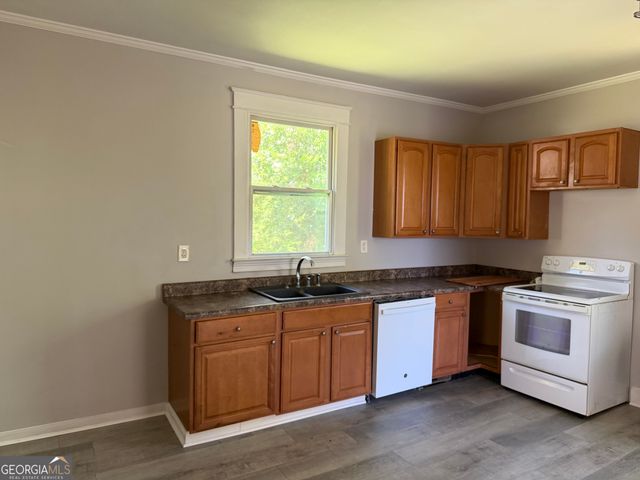 114 C Street NE, Thomaston, GA 30286