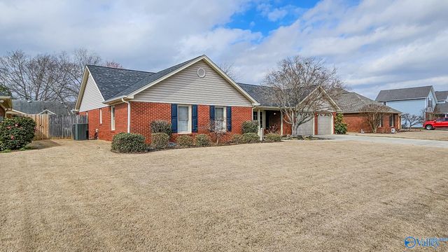 2803 Lexington Avenue SW, Decatur, AL 35603