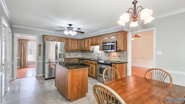 2803 Lexington Avenue SW, Decatur, AL 35603