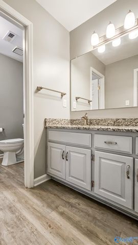 2803 Lexington Avenue SW, Decatur, AL 35603