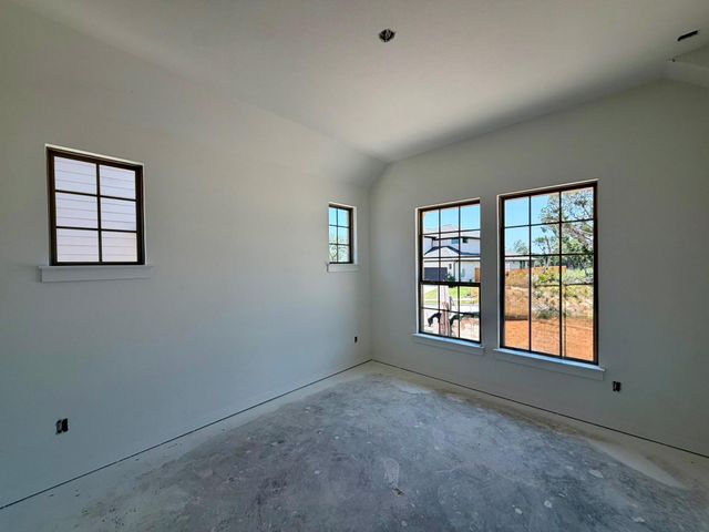 1325 White Daisy LN, Georgetown, TX 78628