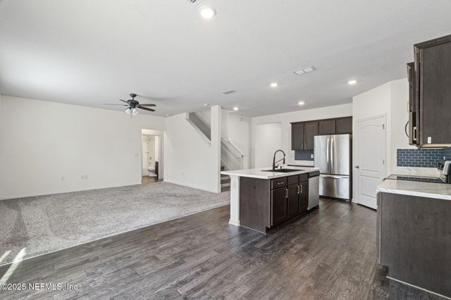 6060 BLACK STALLION Drive, Jacksonville, FL 32234