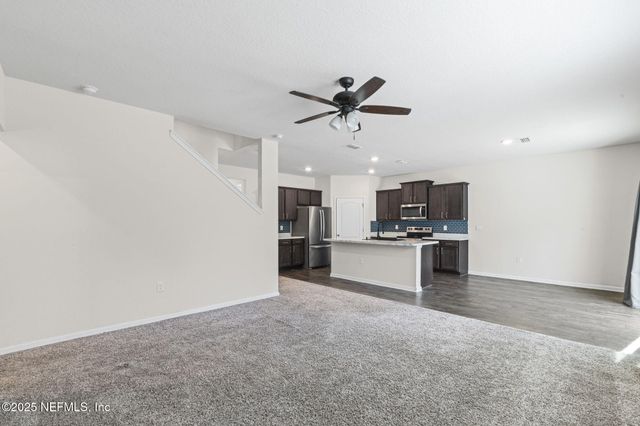 6060 BLACK STALLION Drive, Jacksonville, FL 32234