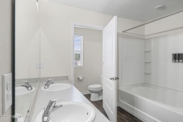 6060 BLACK STALLION Drive, Jacksonville, FL 32234