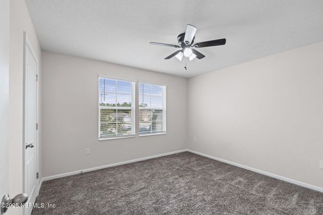 6060 BLACK STALLION Drive, Jacksonville, FL 32234