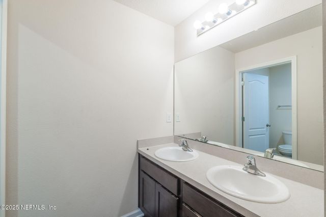 6060 BLACK STALLION Drive, Jacksonville, FL 32234