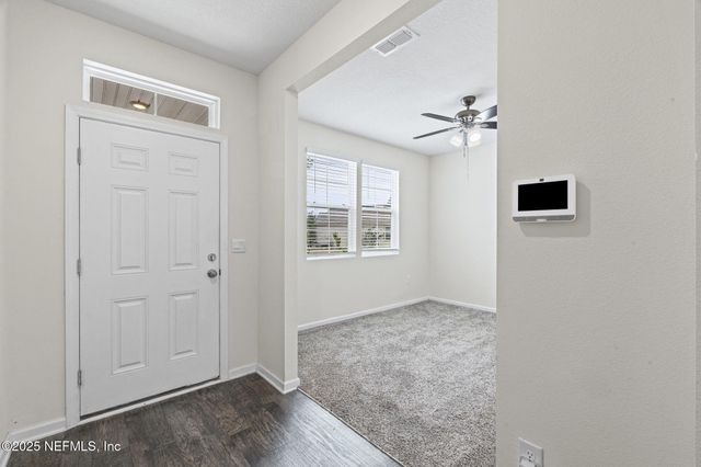 6060 BLACK STALLION Drive, Jacksonville, FL 32234