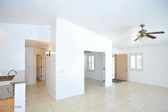 5493 W Silent Dove Way, Marana, AZ 85658